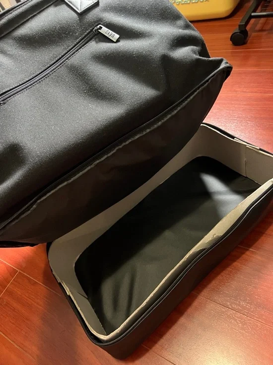 BEIS Weekender (Large) - Picture 12 of 13